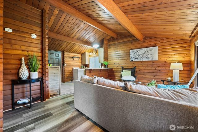 2806 Bona Vista Drive SW, Olympia, WA 98512