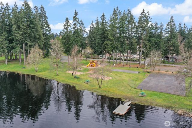 2806 Bona Vista Drive SW, Olympia, WA 98512