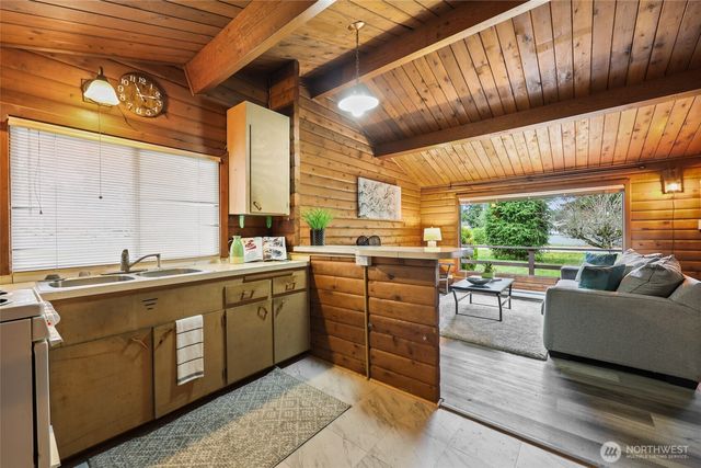 2806 Bona Vista Drive SW, Olympia, WA 98512