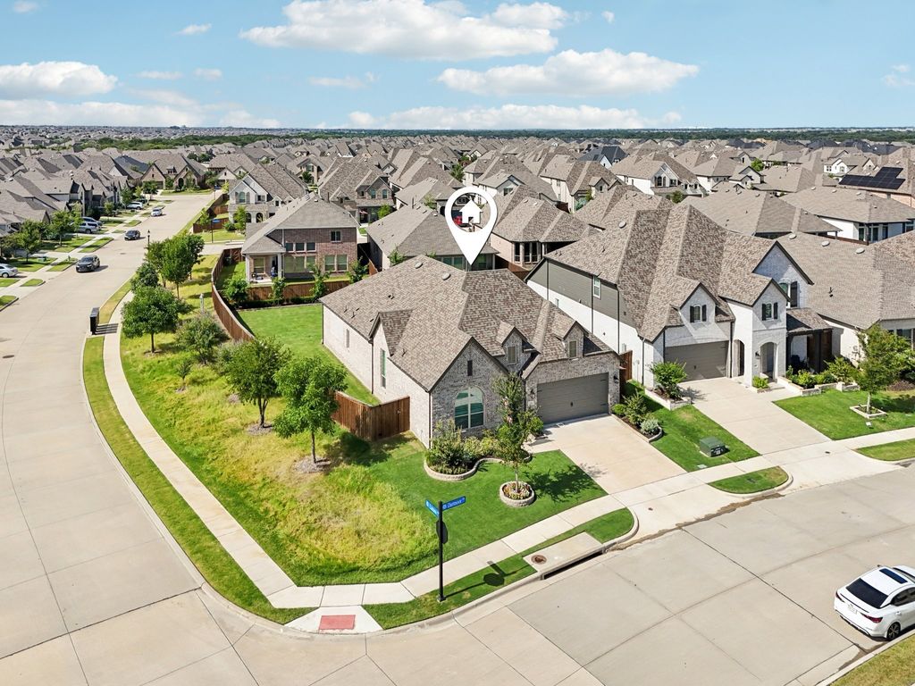4101 Dartmoor Drive, Aubrey, TX 76227