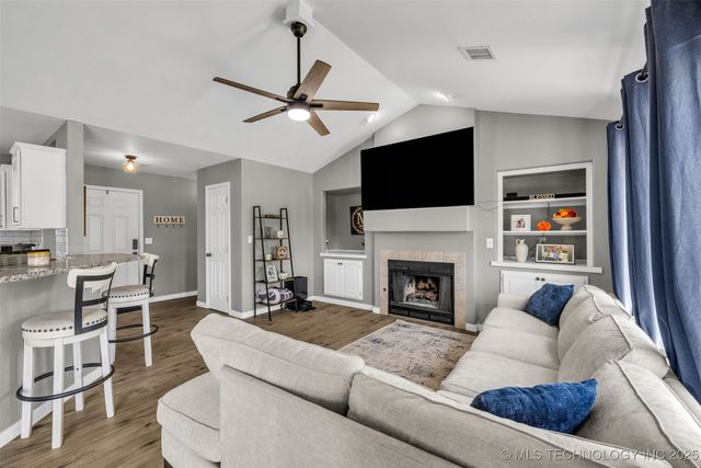 25115 S Hackamore Road E, Claremore, OK 74019