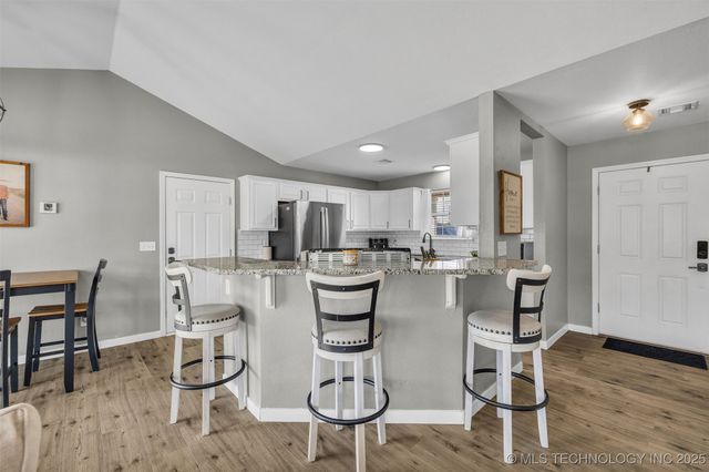 25115 S Hackamore Road E, Claremore, OK 74019