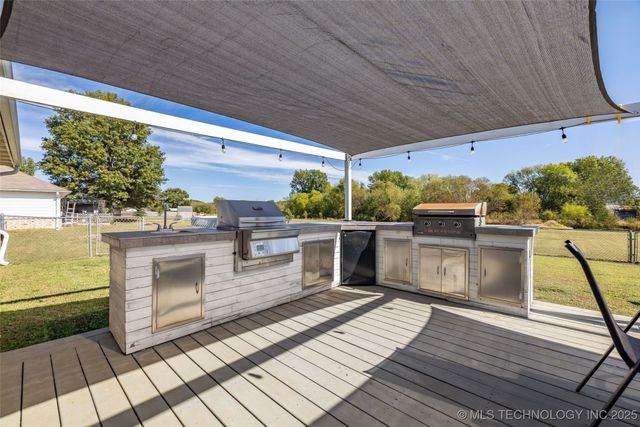 25115 S Hackamore Road E, Claremore, OK 74019