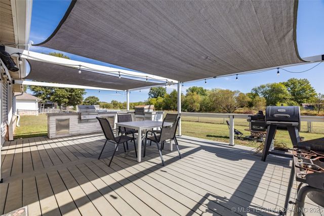 25115 S Hackamore Road E, Claremore, OK 74019