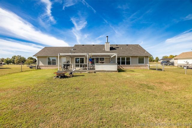 25115 S Hackamore Road E, Claremore, OK 74019