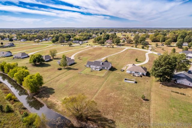 25115 S Hackamore Road E, Claremore, OK 74019