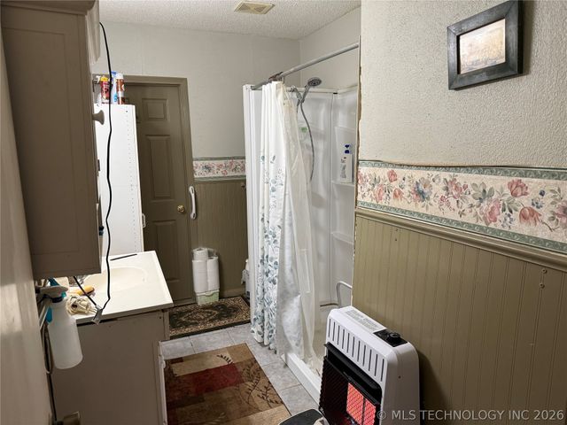 402151 W 3200 Road, Ramona, OK 74061