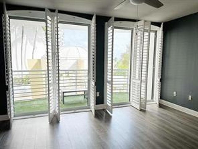 1830 Radius Drive 323, Hollywood, FL 33020