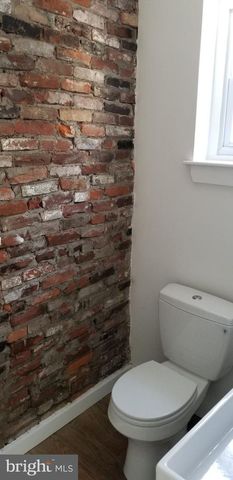 2933 E THOMPSON ST, Philadelphia, PA 19134