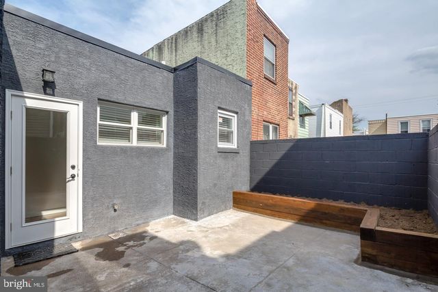 2933 E THOMPSON ST, Philadelphia, PA 19134