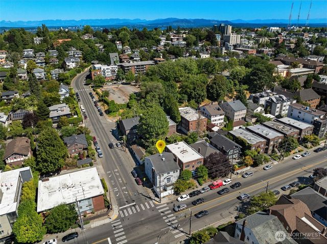 746 10th Avenue E, Seattle, WA 98102
