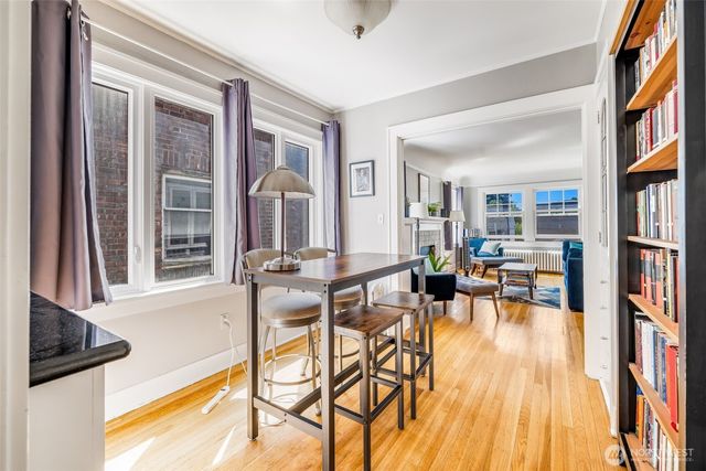 746 10th Avenue E, Seattle, WA 98102