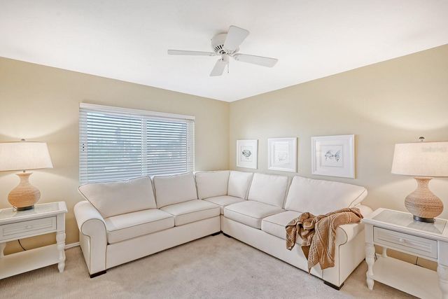 550 FLAMINGO DRIVE 202, Venice, FL 34285