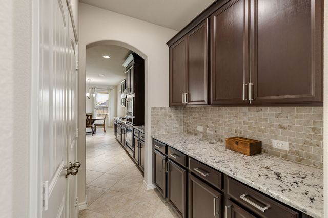 1017 Rose Garden Drive, Little Elm, TX 75068
