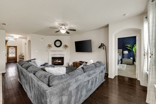 1017 Rose Garden Drive, Little Elm, TX 75068