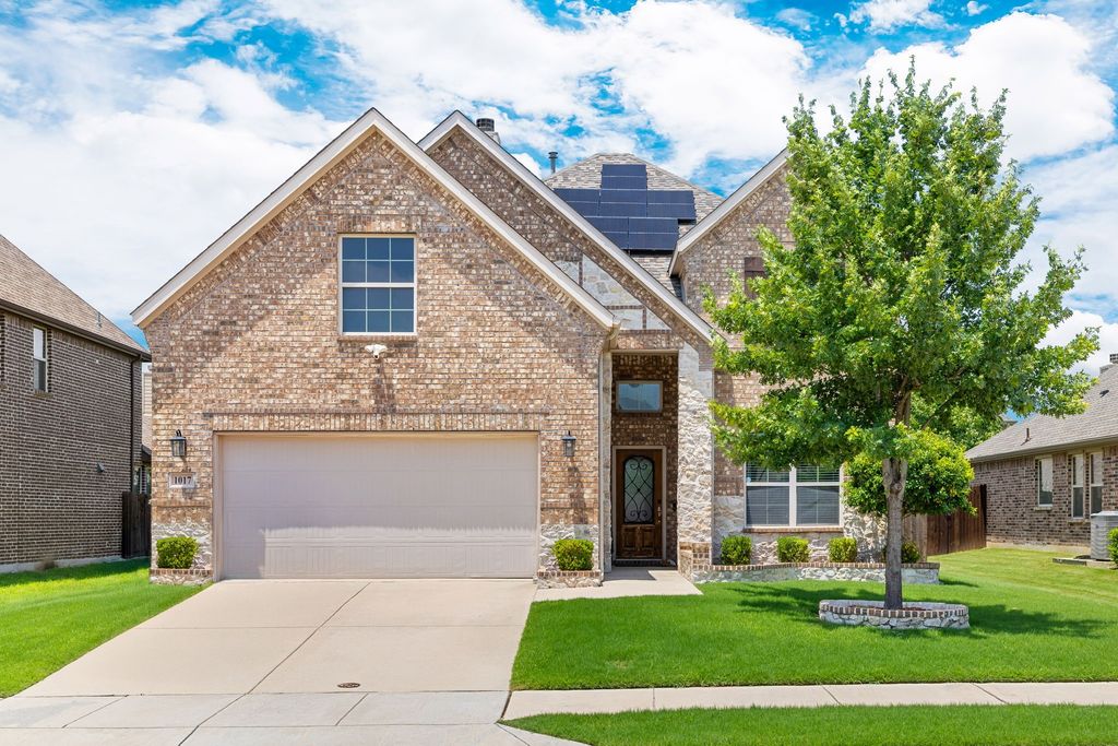 1017 Rose Garden Drive, Little Elm, TX 75068