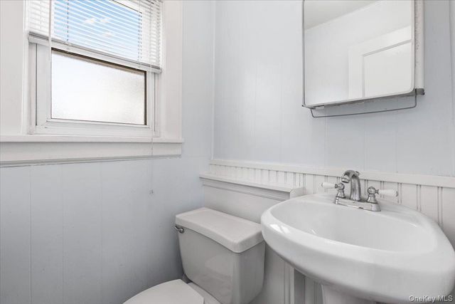 280 Knollwood Road, White Plains, NY 10607