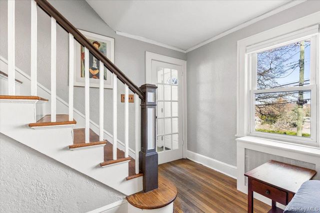 280 Knollwood Road, White Plains, NY 10607