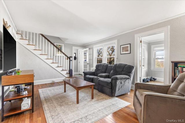 280 Knollwood Road, White Plains, NY 10607