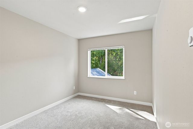 612 & 614 122nd Street Ct E, Tacoma, WA 98445