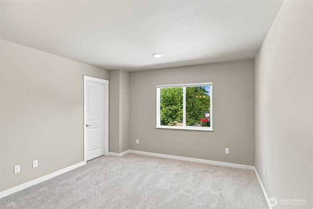 612 & 614 122nd Street Ct E, Tacoma, WA 98445