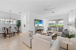 845 Vistana CIR 18, Naples, FL 34119