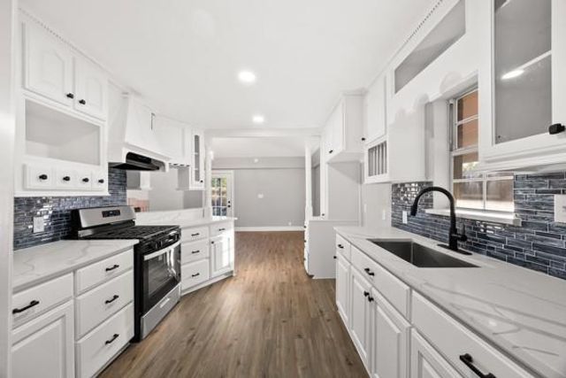 10206 Norvic Street, Houston, TX 77029