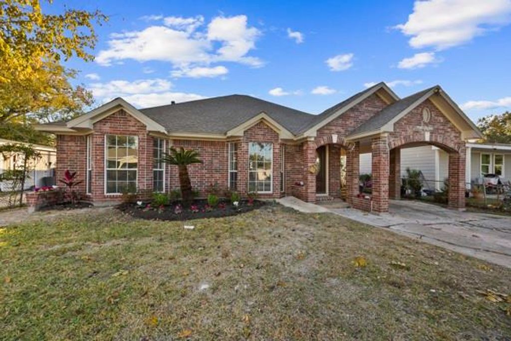 10206 Norvic Street, Houston, TX 77029