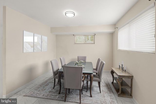 11400 CLOVERHILL DR, Silver Spring, MD 20902