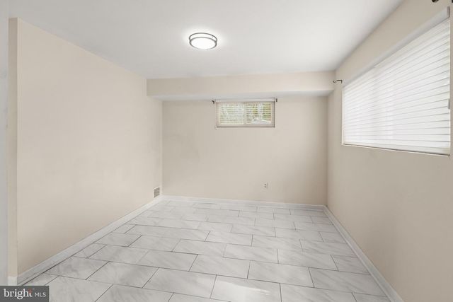 11400 CLOVERHILL DR, Silver Spring, MD 20902