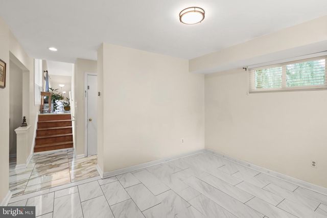 11400 CLOVERHILL DR, Silver Spring, MD 20902