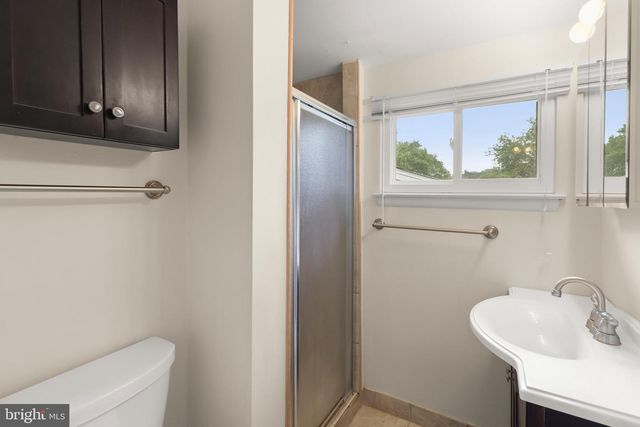 11400 CLOVERHILL DR, Silver Spring, MD 20902