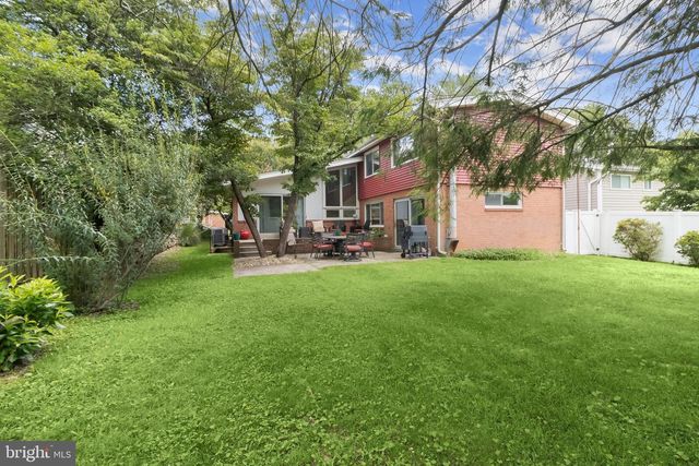 11400 CLOVERHILL DR, Silver Spring, MD 20902