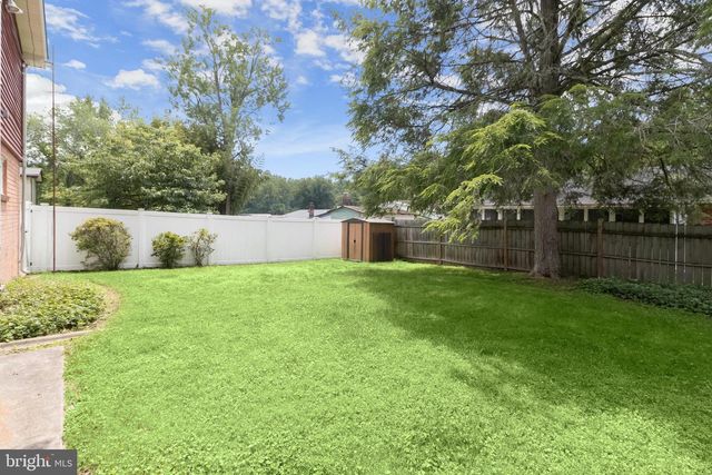 11400 CLOVERHILL DR, Silver Spring, MD 20902