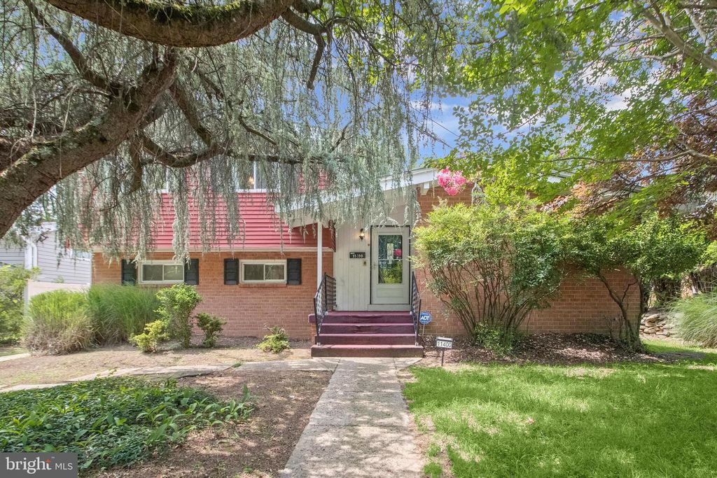 11400 CLOVERHILL DR, Silver Spring, MD 20902