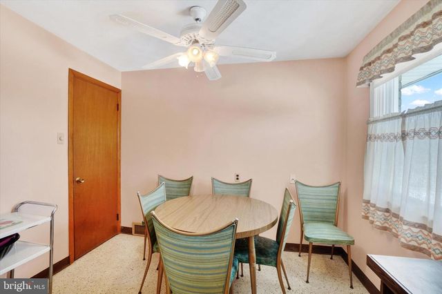 248 S 6TH ST, Mount Wolf, PA 17347