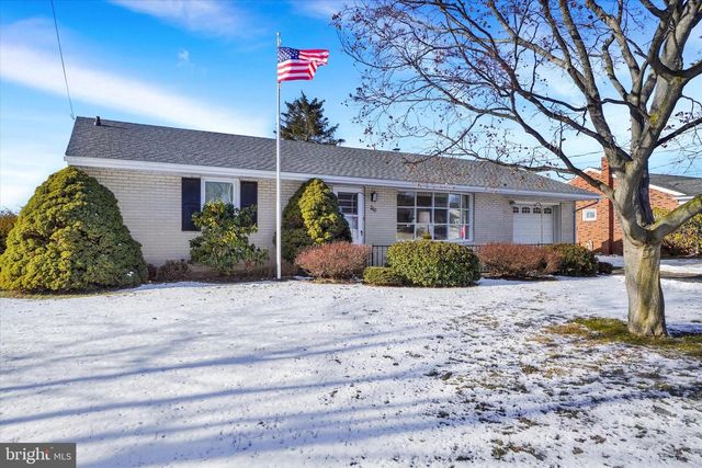 248 S 6TH ST, Mount Wolf, PA 17347