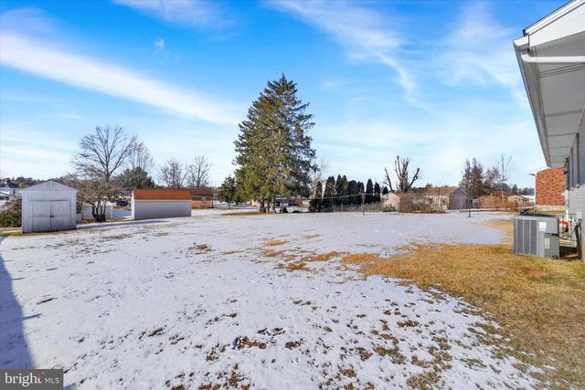 248 S 6TH ST, Mount Wolf, PA 17347