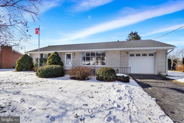 248 S 6TH ST, Mount Wolf, PA 17347