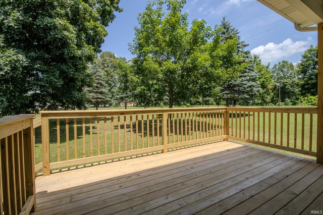 705 E St Louis Street, Knox, IN 46534