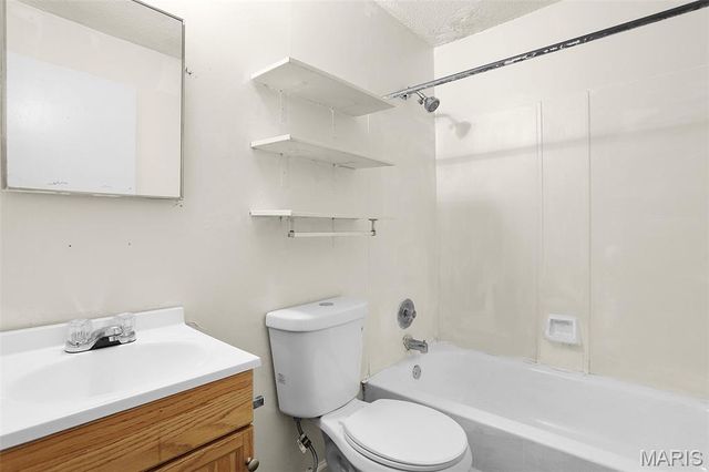 4837 Northland Avenue, St Louis, MO 63113