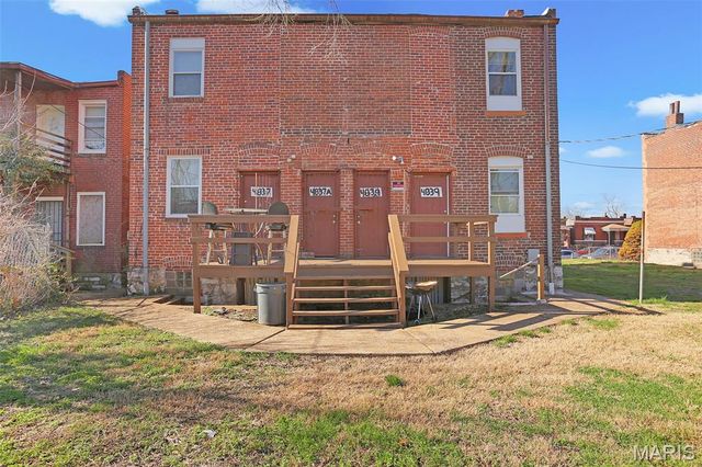 4837 Northland Avenue, St Louis, MO 63113