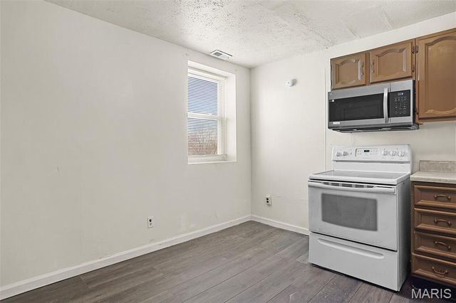 4837 Northland Avenue, St Louis, MO 63113