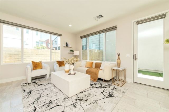 123 Tenor, Irvine, CA 92618