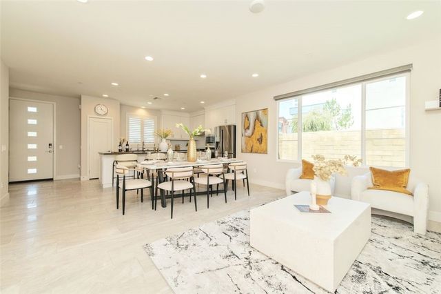 123 Tenor, Irvine, CA 92618