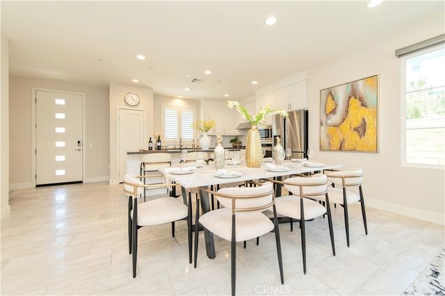 123 Tenor, Irvine, CA 92618