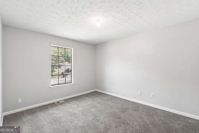 7055 Hania Drive, Fairburn, GA 30213