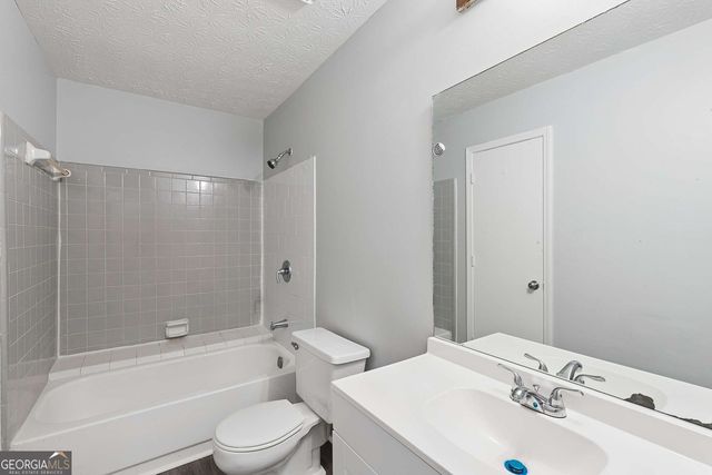 7055 Hania Drive, Fairburn, GA 30213