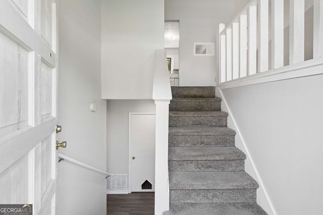 7055 Hania Drive, Fairburn, GA 30213