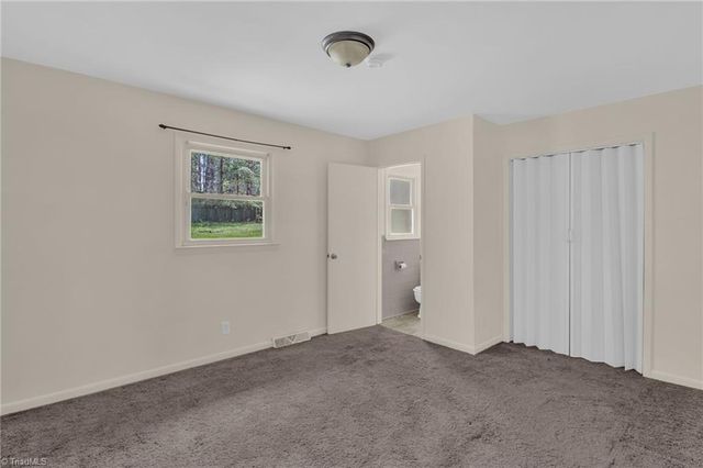 8225 Easley Road, Walnut Cove, NC 27052